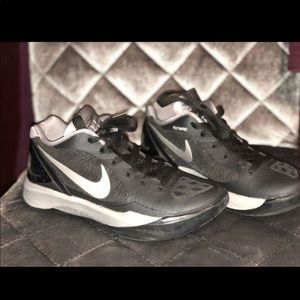 Nike volleyball hyperspikes